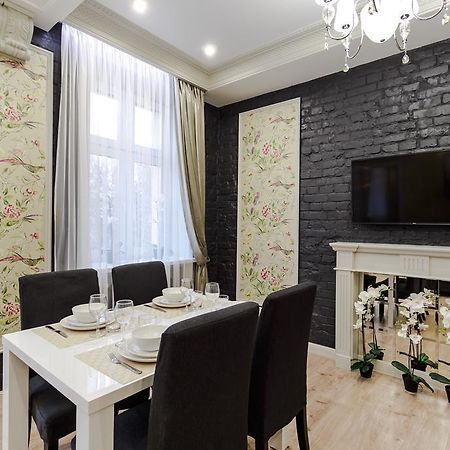 Royal Rent Minsk Appartement Buitenkant foto