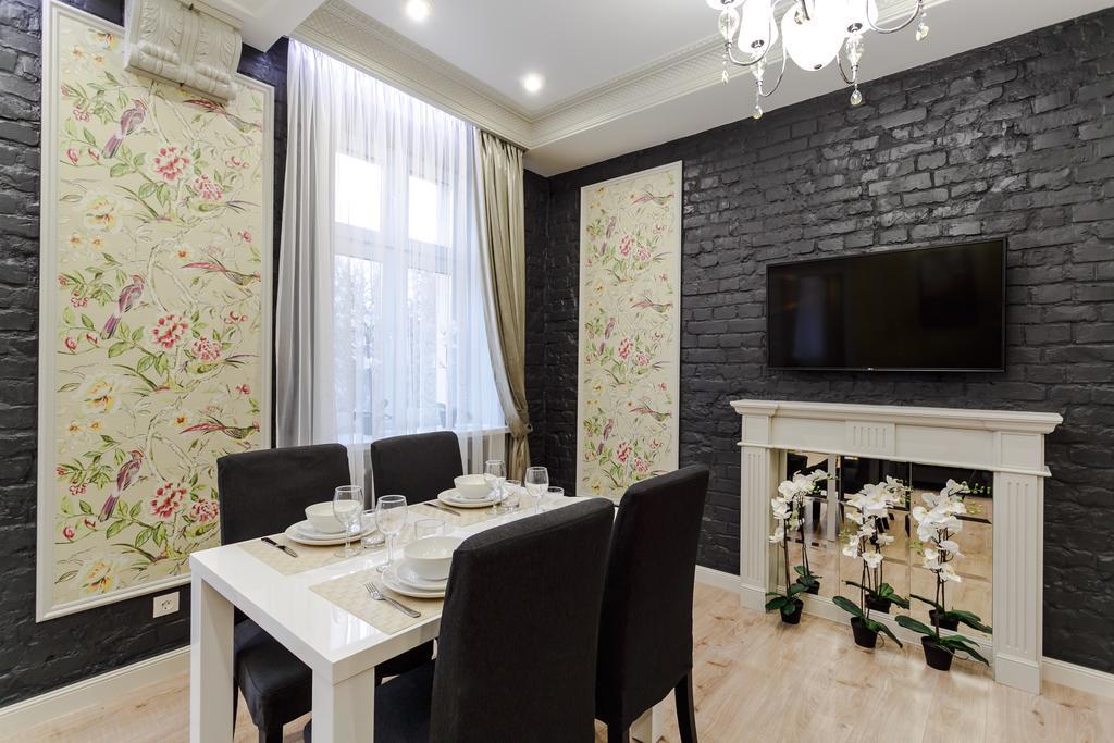 Royal Rent Minsk Appartement Buitenkant foto