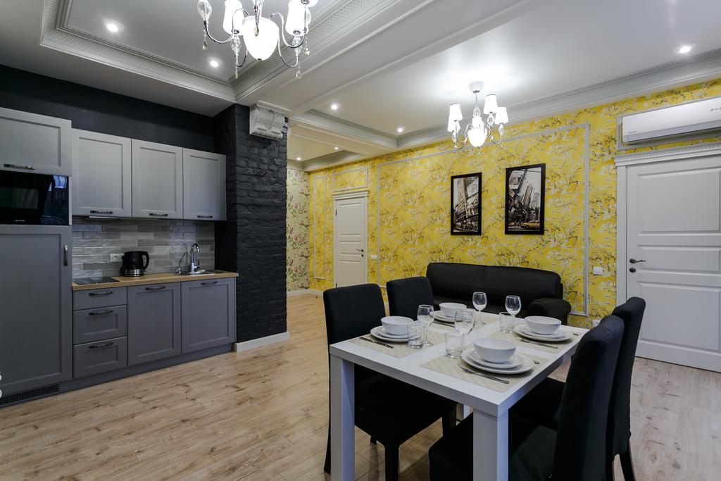 Royal Rent Minsk Appartement Buitenkant foto