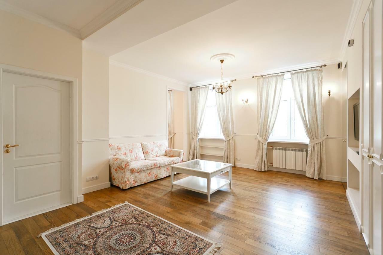 Royal Rent Minsk Appartement Buitenkant foto