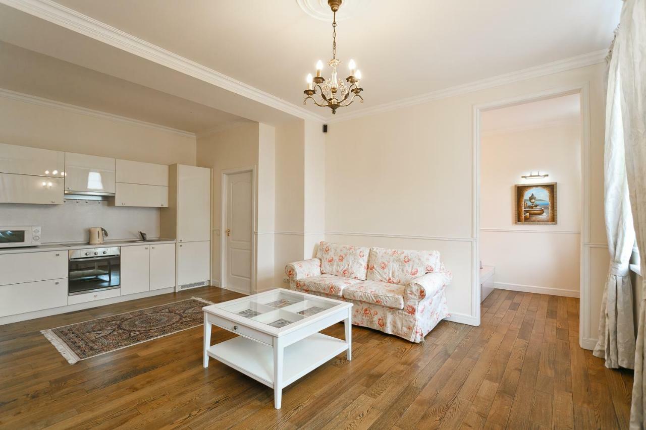 Royal Rent Minsk Appartement Buitenkant foto